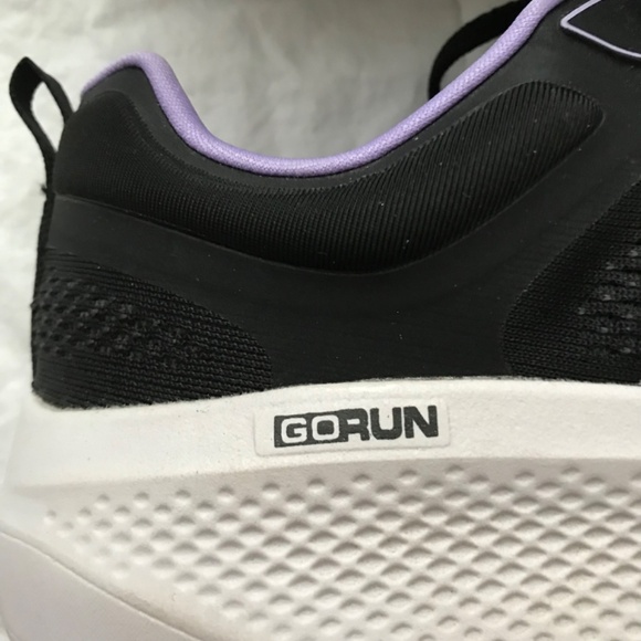 Skechers Women's GO Run Elevate Athletic Shoes Size 9.5 Black Purple White - Picture 4 of 8